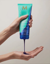 Load image into Gallery viewer, Moroccanoil Blonde Perfecting Purple Shampoo 200ml
